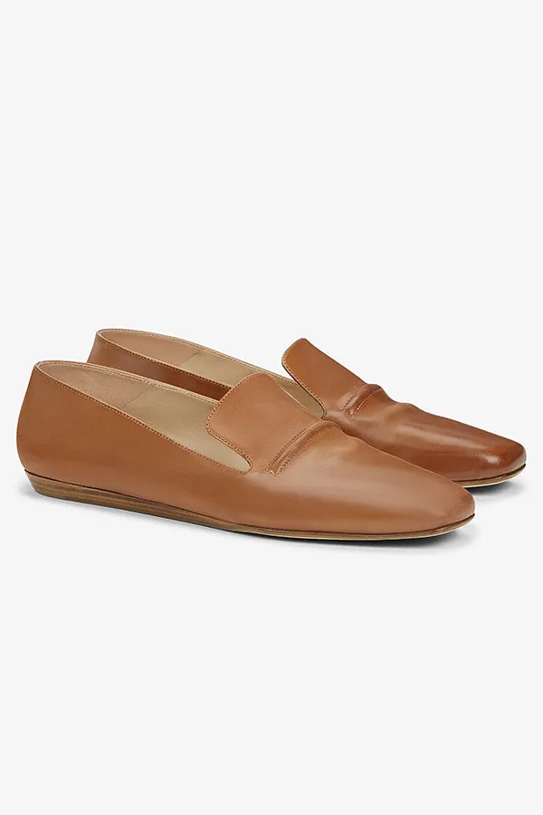 Grace Loafer - Kidskin :: Cognac