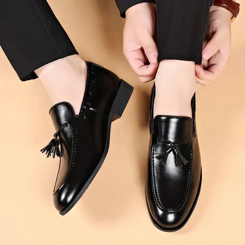 Ilooove Designer Style Dress Shoes for Men Brand New Business Casual Shoes Slip on Leather Shoes Plus Size for Men Wedding Party Shoes