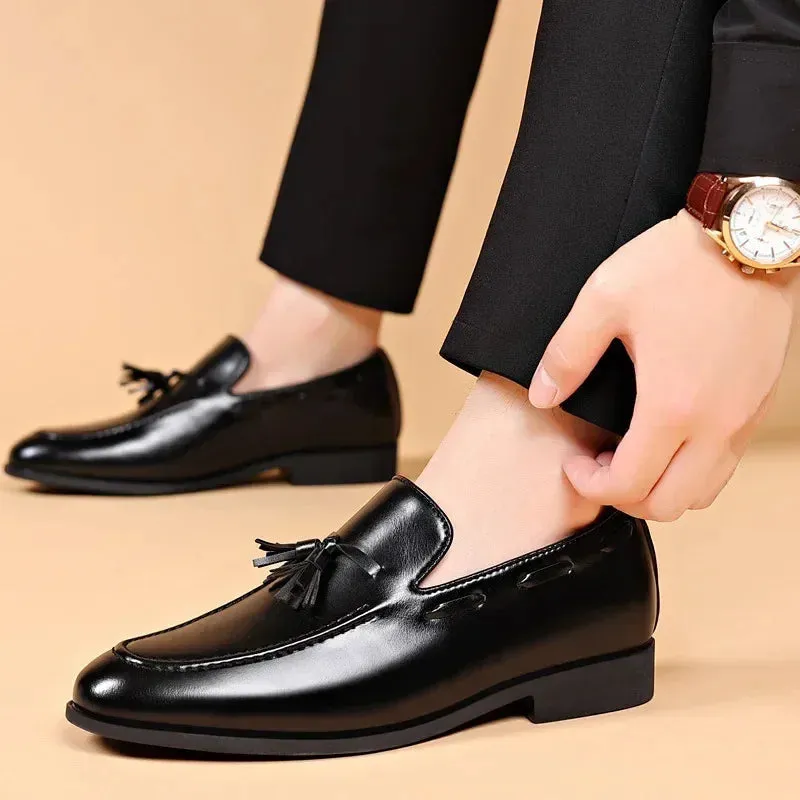 Ilooove Designer Style Dress Shoes for Men Brand New Business Casual Shoes Slip on Leather Shoes Plus Size for Men Wedding Party Shoes