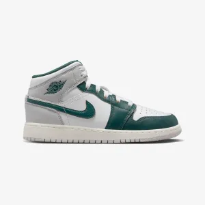 JORDAN | AIR JORDAN 1 MID SE (GS) { WHITE/OXIDIZED GREEN-SAIL-NEUTRAL GREY