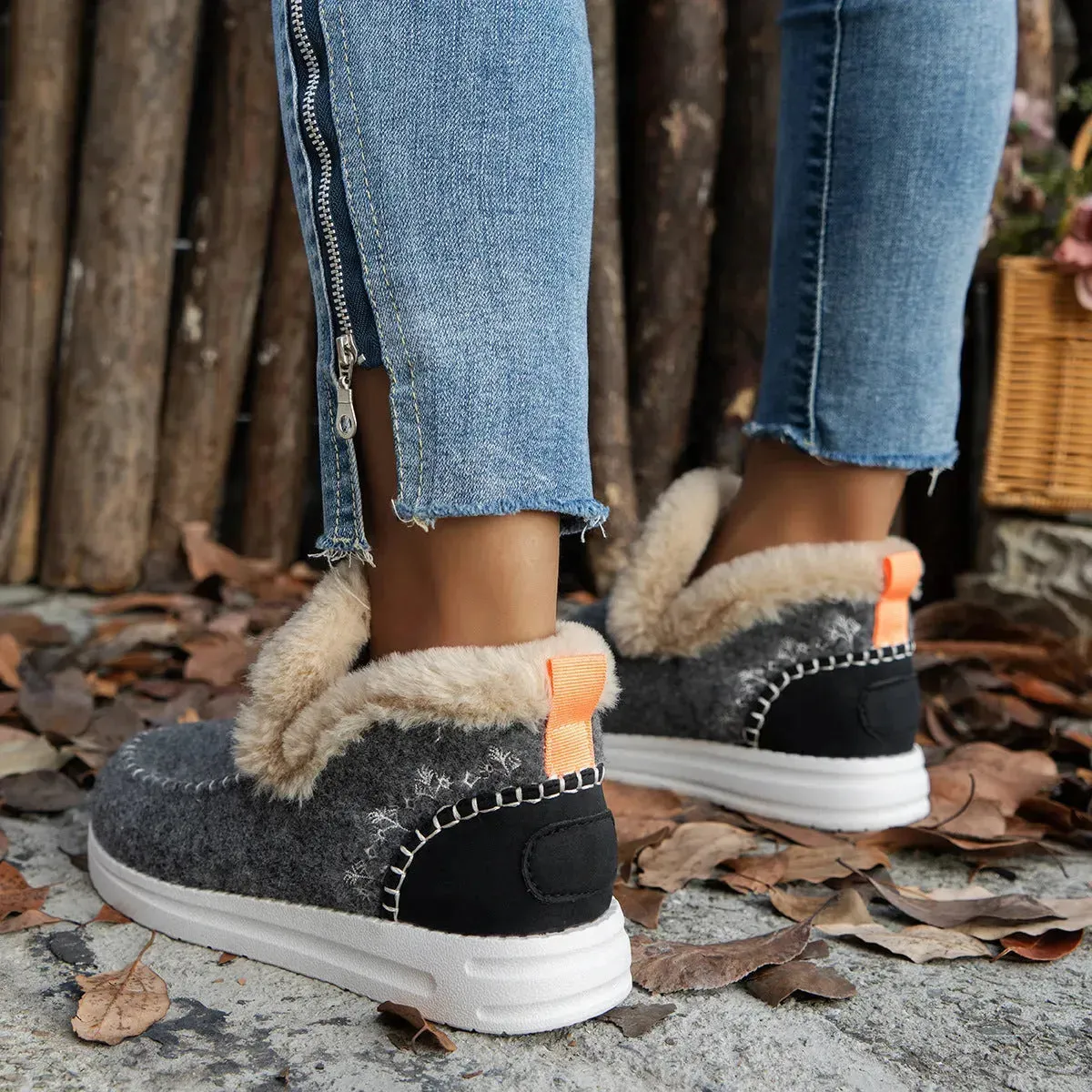 Plus Size Fleece-lined Thicker Raw Edge Warm Flat Bottom Plush Winter boot Shoes for women