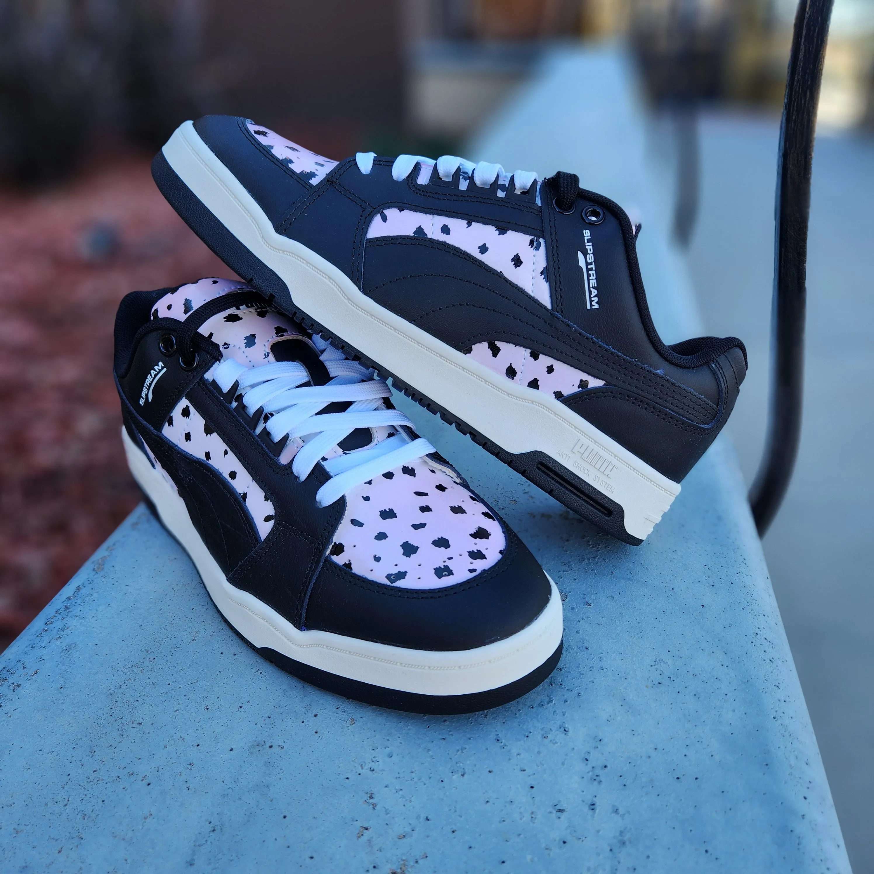 Puma Slipstream Lo Hidden Beast White to Pink