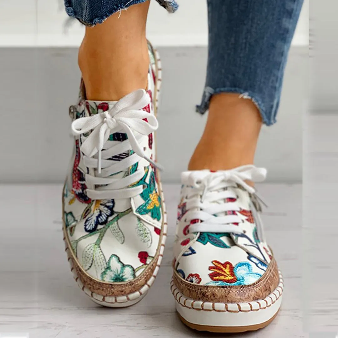 Sophie Sneakers | Stijlvolle bloemenprint veterschoenen voor dames